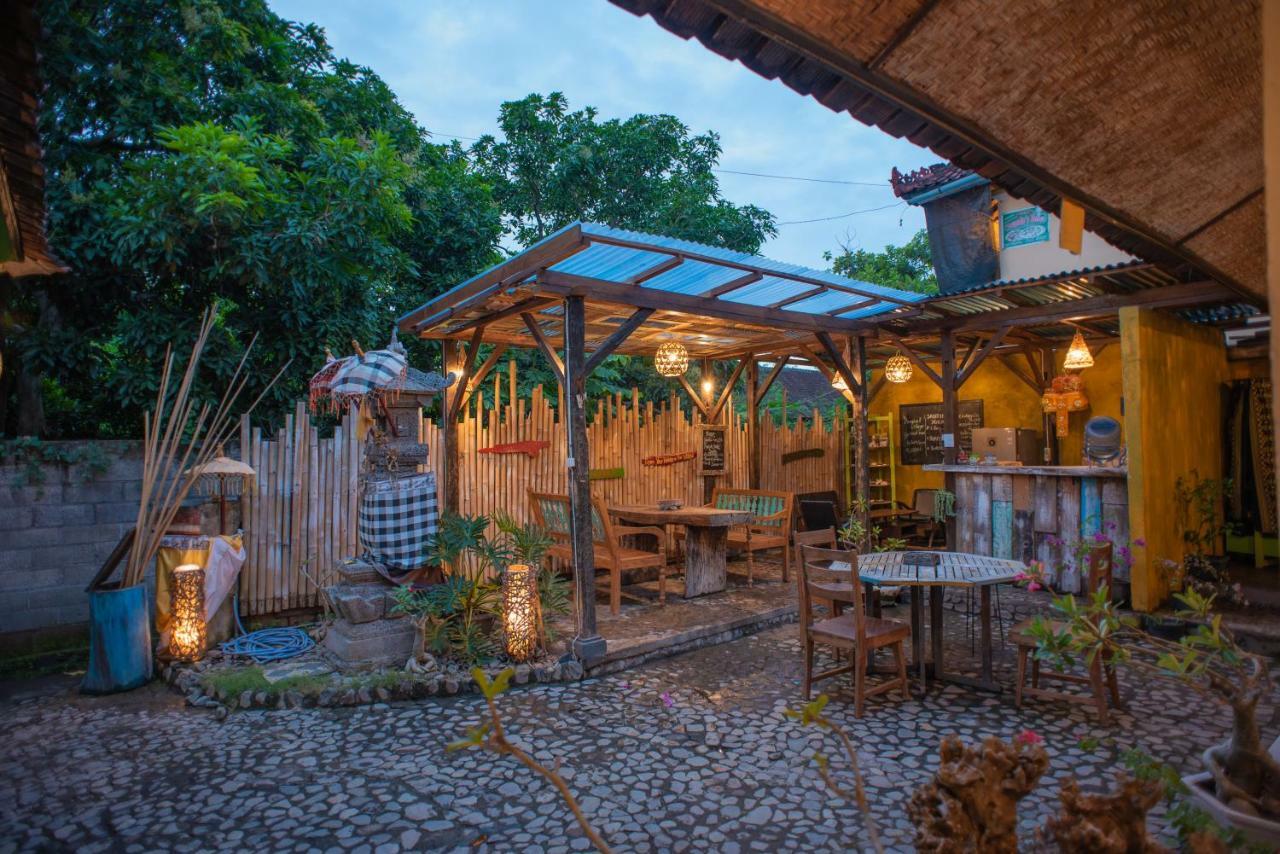 Lovina The Village Bed And Breakfast מראה חיצוני תמונה